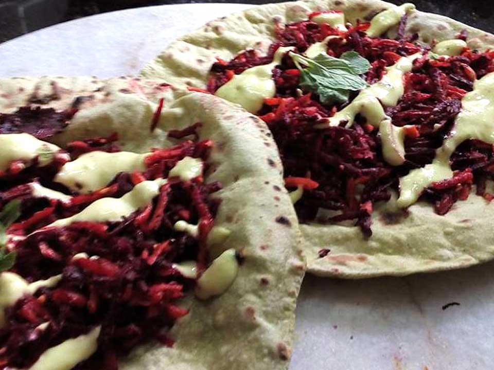 Read more about the article Green Tacos with Beet-Carrot Slaw and Cashew Cream